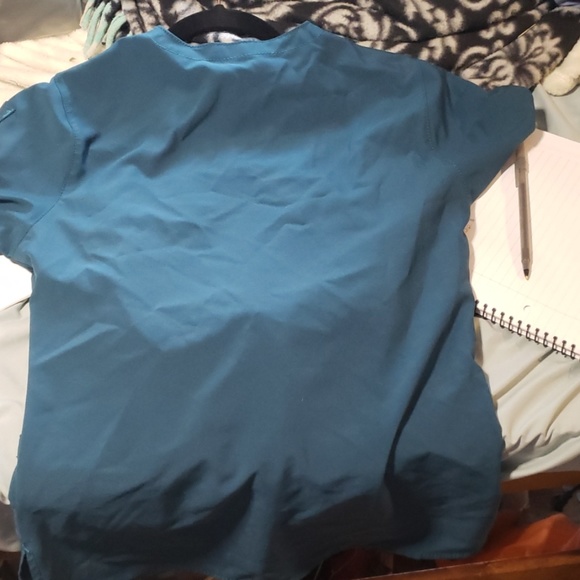 Carhartt cross flex womens scrub top - Picture 4 of 4